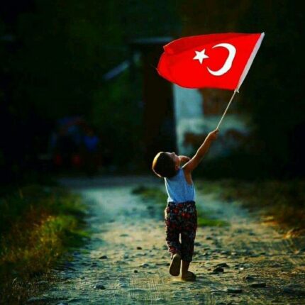 BAYRAK SEVGİSİ  K.BALIKLI’DA DORUĞA ULAŞTI..!!