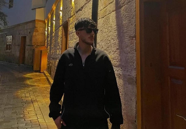 Ahmet Öztürk Kimdir? Genç Yaşta Global Hedefler Koyan Yeni Nesil Müzik Vizyoneri