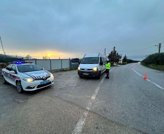 OKUL ZİLİ ÇALDI, JANDARMA GÖREV BAŞINDA