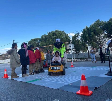 Jandarma Genel Komutanlığı Trafik Jandarmasından Öğrencilere Temel Trafik Eğitimi