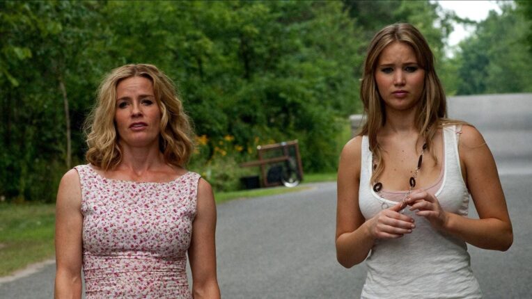 Sokağın Sonundaki Ev  (House At The End Of The Street)