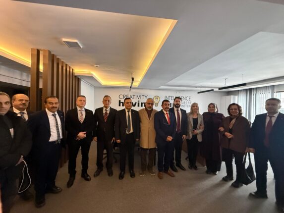 TÜRKİYE GELİŞİM VE GENÇLİK VAKFI’NDAN STRATEJİK TOPLANTI:  AMAÇ, MİSYON VE GELECEK HEDEFLER MASAYA YATIRILDI