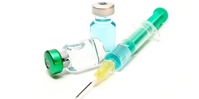 MECLİS’E “ZORUNLU AŞI” TEKLİFİ: HUKUK CEPHESİNDEN SERT ÇIKIŞ – “SAĞLIKTA ZORUNLULUK OLMAZ!”