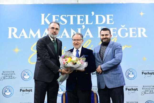 KESTEL’DE GELENEKSEL SOKAK İFTARI COŞKUSU