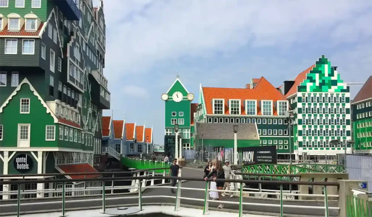 Zaandam’da Anlamlı Ziyaret: Türk Kadınlardan Yaşlılara Berat Kandili Buluşması