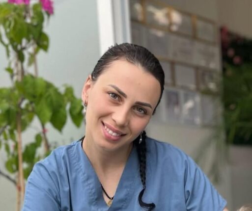 Uzman Estetisyen Ayşenur Doğan Karpuz’dan Topuk Kanı ve Aşılar Hakkında Tartışma Yaratan Açıklamalar