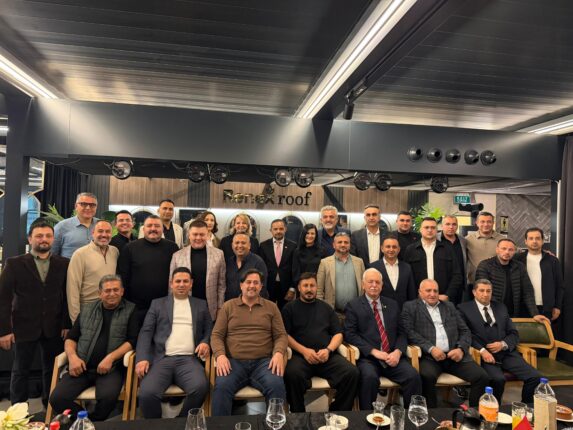 Ispartalılar Antalya’ya iftarda buluştu.