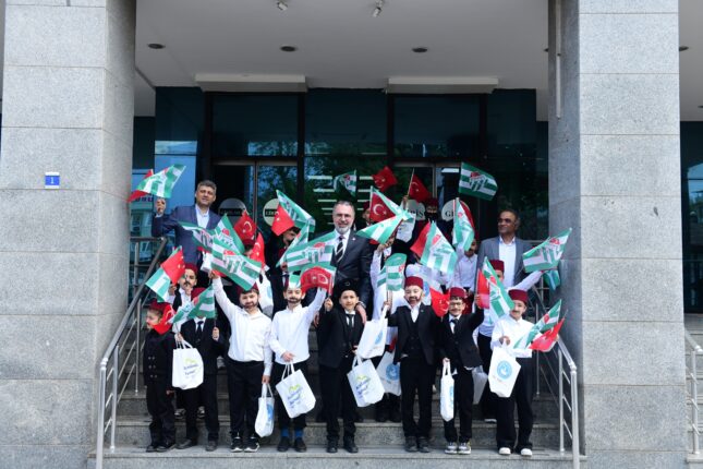 Kestel Belediyesi Meclis Salonu’nda Miniklerden Tarihi Canlandırma