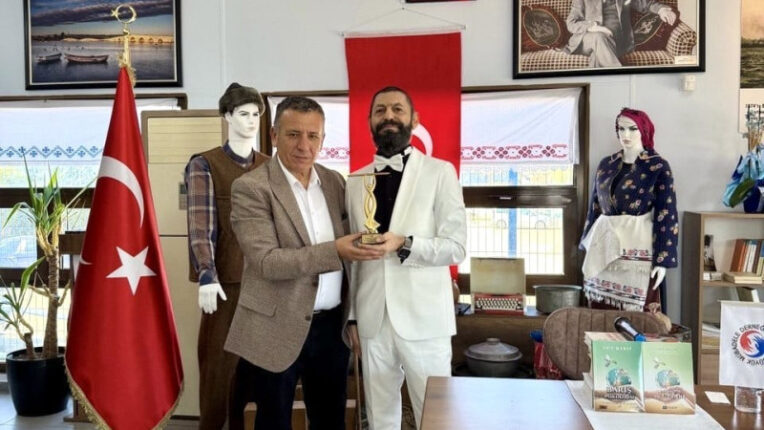 AKİF MANAF’A EVRENSEL KARDEŞLİK VE BARIŞ ÖDÜLÜ