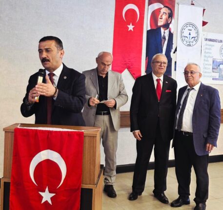 Türkoğlu’na “Yılın Milletvekili” Ödülü