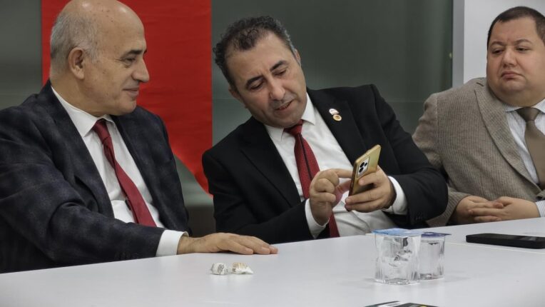 İznik Suskun, Basın Yok Sayılıyor: Kim Konuşacak?