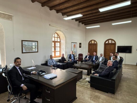 Gercüş’te Birlik ve Beraberliğin En Güzel Tablosu: Kaymakam UZUN’a Anlamlı Ziyaret