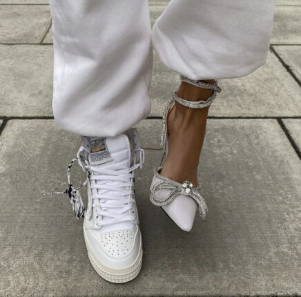 AYNI BEDENDE KAÇ KİŞİYİZ