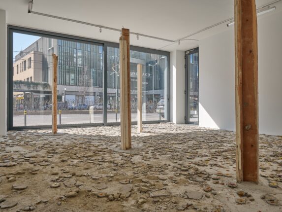 Eda Soylu “Alt/Üst” Sergi Turu 18 Nisan Cumartesi 14:00 @Merdiven Art Space