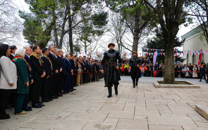 Bursa’nın Fethinin 700. Yıl Kutlamalarına Yoğun Katılım