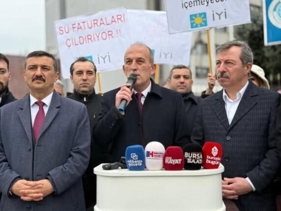 “Siyaseti Hakaret Diliyle Dizayn Etmeye Çalışanlara Geçit Yok”