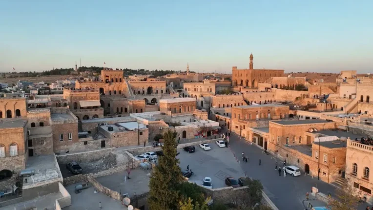 MEDENİYETLERİN İLÇESİ MİDYAT