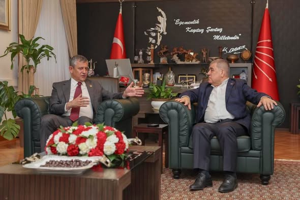 Ramis Topal’dan CHP Lideri Özgür Özel’e Ziyaret: “Kararlı Mücadelemizi Sürdüreceğiz”