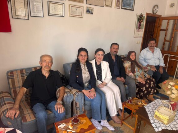 Alanya Zafer , Şehit Analarını unutmadı