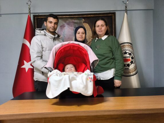 Zamanla Yarış: Eflin’in Hayat Şansı Bağışlarla Artacak!