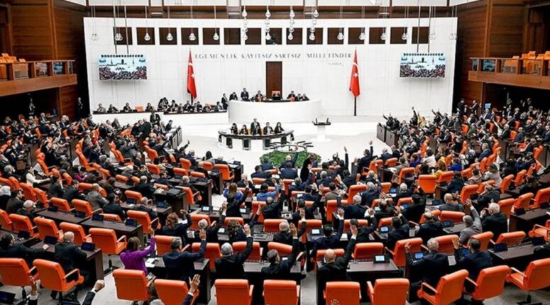 Adalet Partisi’nden “Yeni Anayasa” Çıkışına Sert Tepki: “Hangi Madde Yetersiz?”