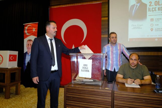 Alanya Zafer “Türkoğlu ile devam ” dedi