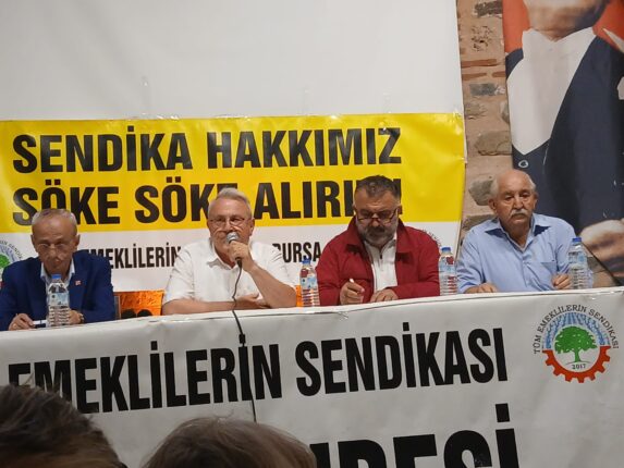 Tüm Emekliler Sendikası Bursa Şubesi’nden Kapatma Kararlarına Karşı Mücadele Mesajı
