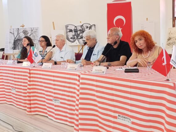 UMUDAYAZ 2026’da “Yazarlık ve Medya” Paneli Büyük İlgi Gördü