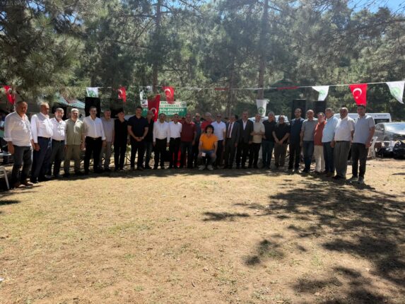 Bursa Yoncalılar Derneği’nin 14. Geleneksel Piknik Şöleni Coşku ve Yoğun Katılımla Gerçekleşti