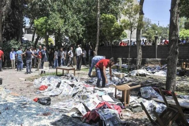SURUÇ’TAKİ KATLİAMA GÖZ GÖRE GÖRE DUYARSIZ KALINIP YOL VERİLMİŞTİ.