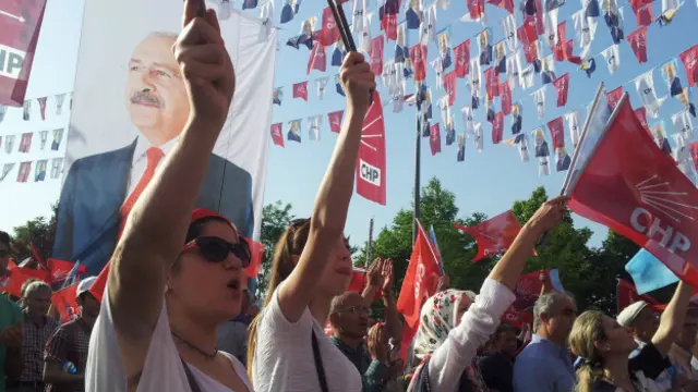 “Bulunduğunuz Makamları CHP Seçmenine Borçlusunuz, İstifa Edecekseniz Görevinizi de Bırakın”