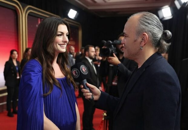 Habib Aytekin’den Anne Hathaway ile özel röportaj: Disney Legend Ödülü’nde duygusal anlar