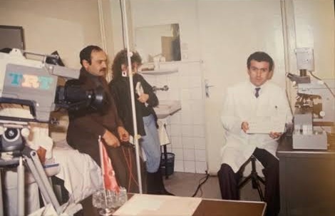 Adalet Partisi Genel Başkanı Prof. Dr. Vecdet Öz: Bir Hekim, Akademisyen ve Siyasetçinin Yaşam Öyküsü