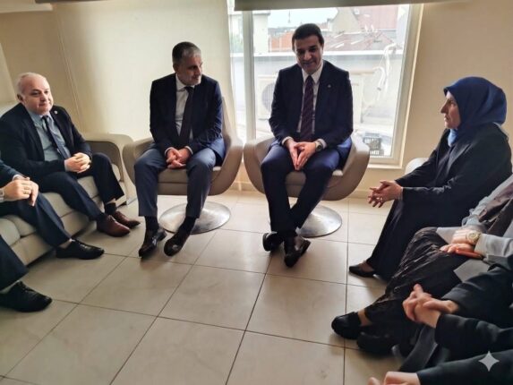 Saadet Partisi Bursa’da Yeni Dönem: Divan’da Köklü Değişim