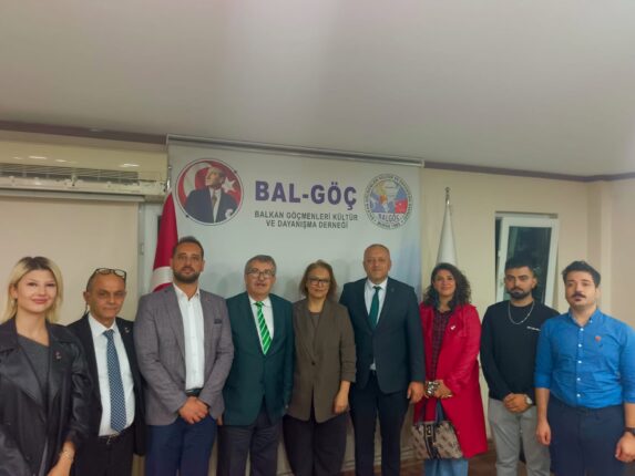 “Tarihimizin acılarını ve milli mücadelemizin şanlı zaferini unutmuyor, hafızamızı daima diri tutuyoruz”