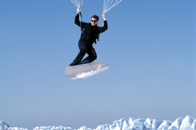 Başka Gün Öl  (Die Another Day)
