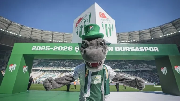 Mehmet Yasak’tan Diyarbakır tribünlerindeki Bursaspor tezahüratlarına sert tepki: “Sporun ruhuna yakışmıyor”
