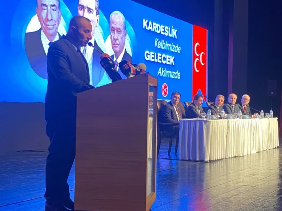 MHP Bursa’da Bayrak Değişimi! Mehmet Emin Özcanbaz Yeni İl Başkanı Oldu