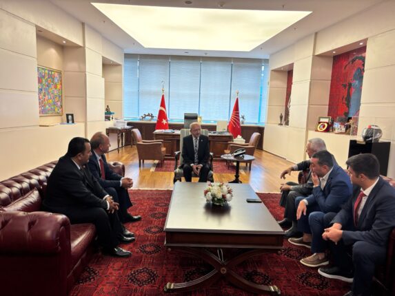 Açıkalın, Kılıçdaroğlu ile görüştü.