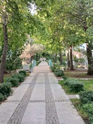 BİLLURKENT’TE BİR ÇİÇEK SOKAĞI