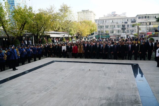 Bursa Barosu’nda Yener Poroy ve yönetimi göreve başladı