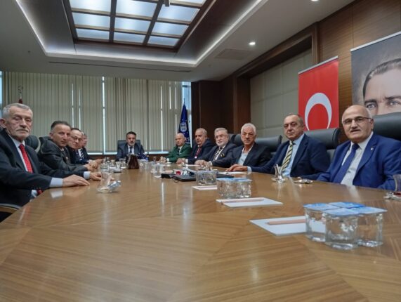 Demokratlar Konfederasyonu ve Adnan Menderes’ler Derneği’nden Bursa Çıkarması: İl Temsilcisi Yaşar Yanıklar’dan Önemli Ziyaretler